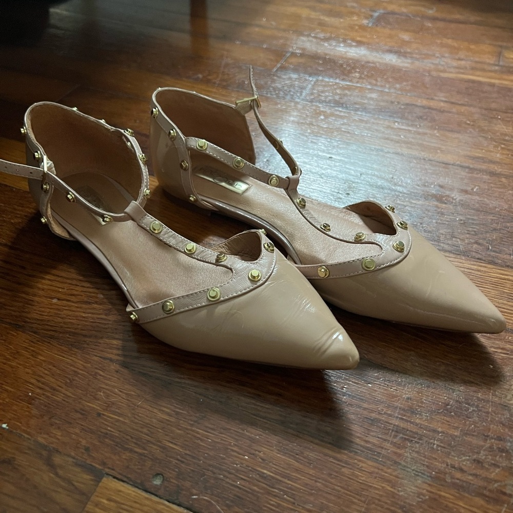 Patent Leather Studded Pointed Toe Flats